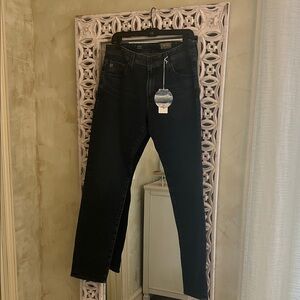 NWT  AG Deep Blue Denim Jeans size 32x32